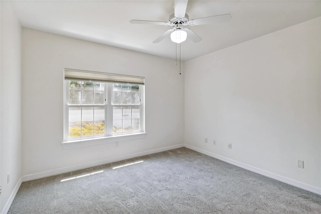 3400 Welborn Street - Photo 15
