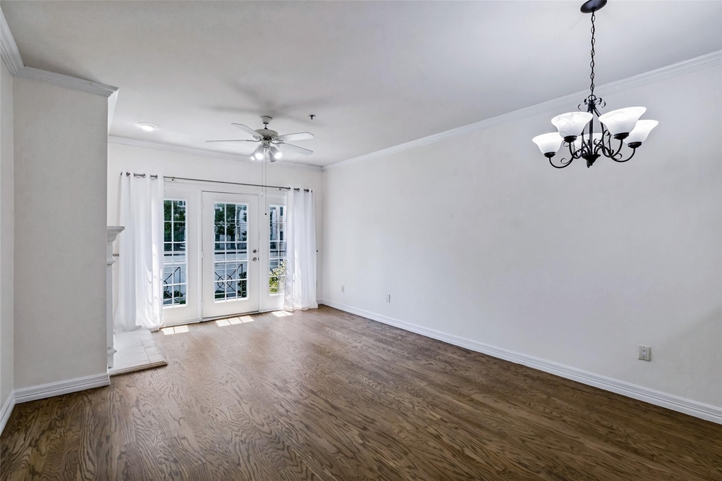 3400 Welborn Street - Photo 6