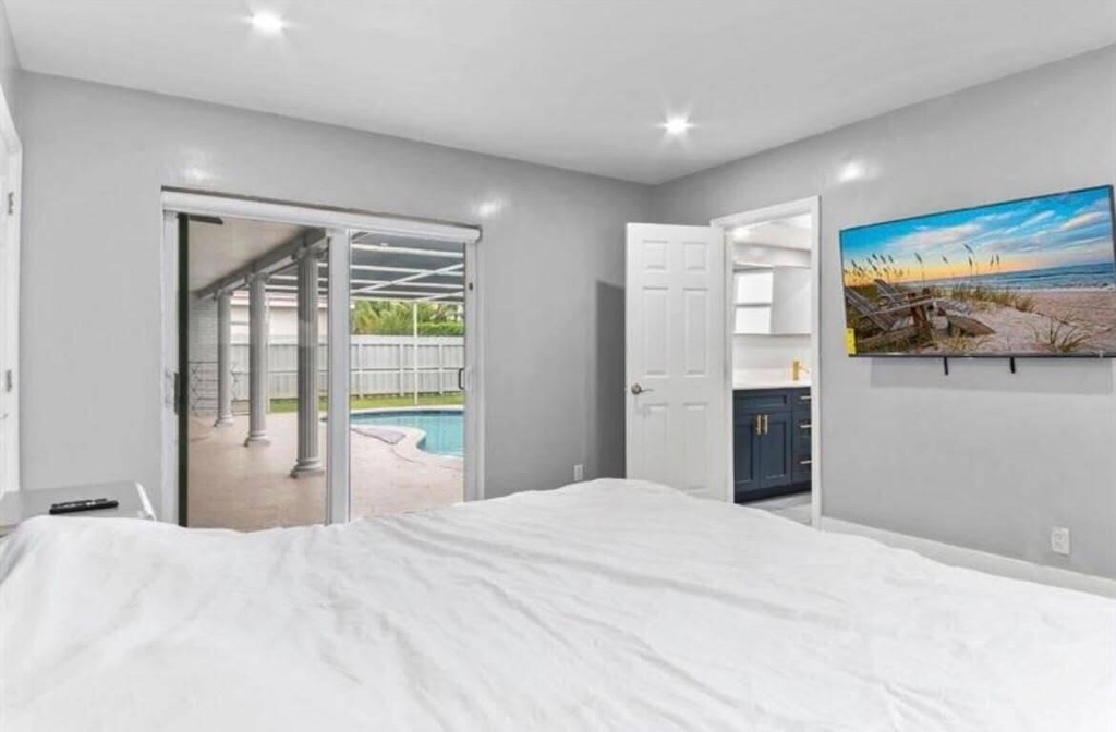 4811 Hayes Street - Photo 2