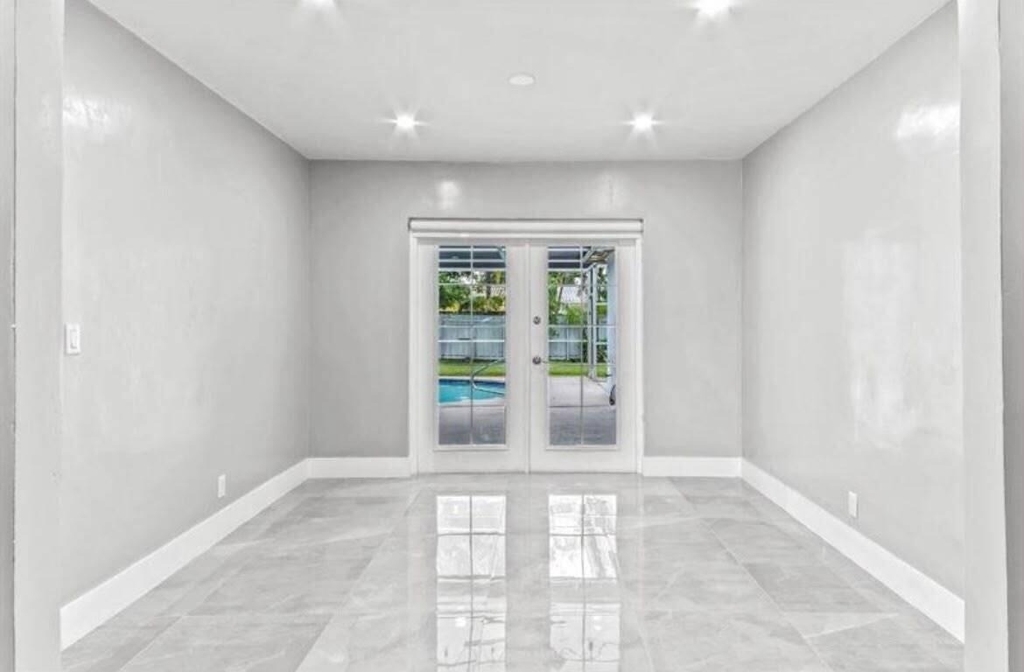 4811 Hayes Street - Photo 3