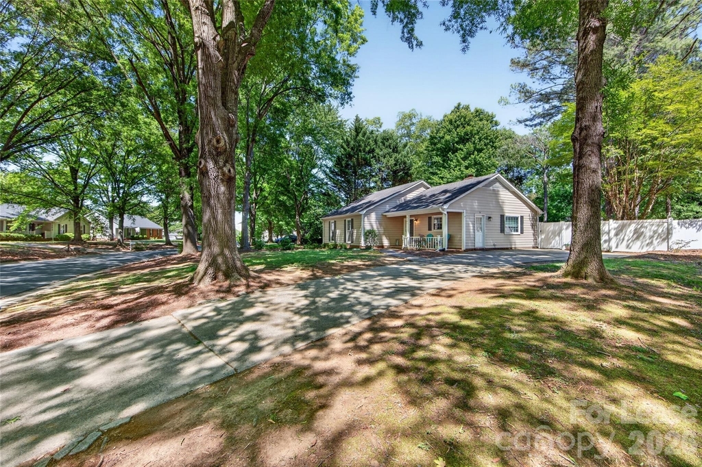 9131 Glisson Court - Photo 1