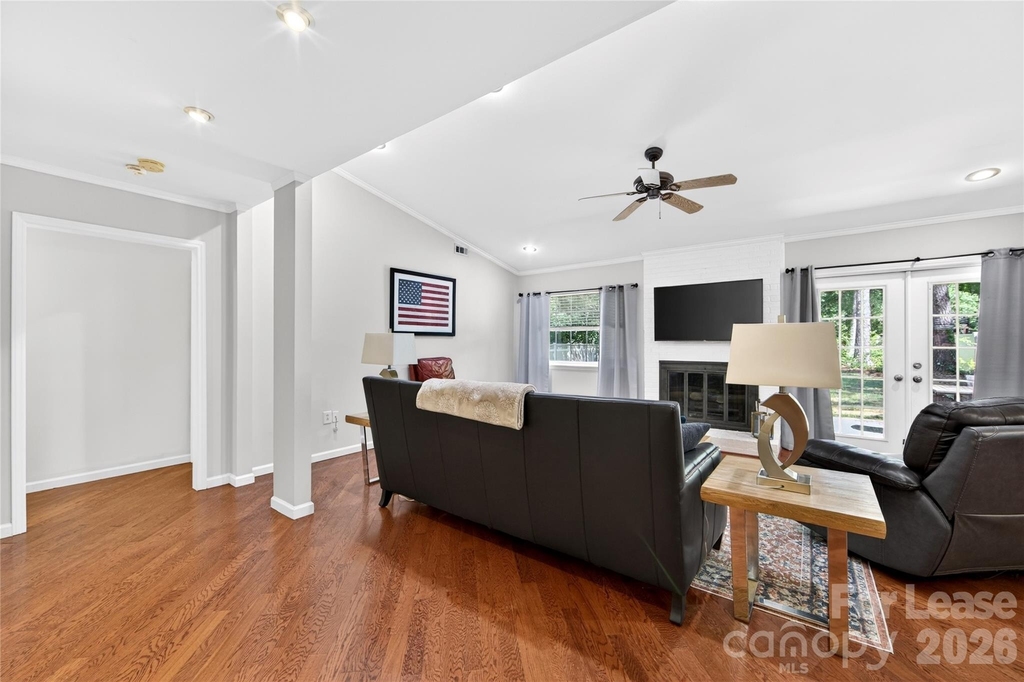 9131 Glisson Court - Photo 4