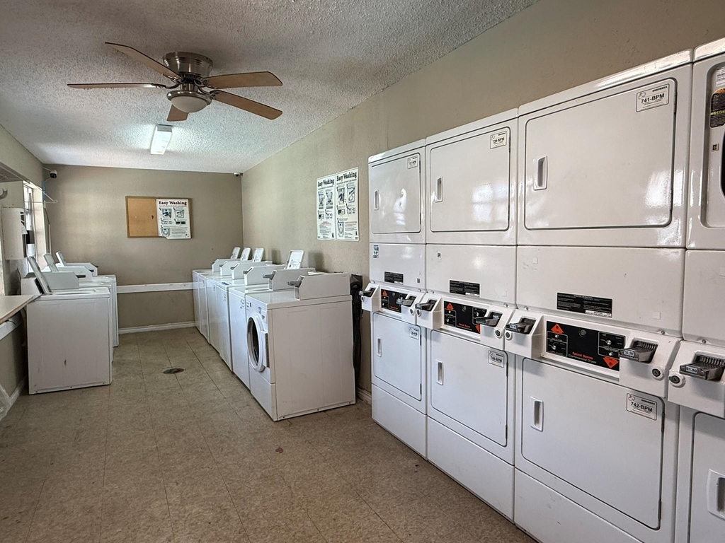 9825 Park Lane Court - Photo 26