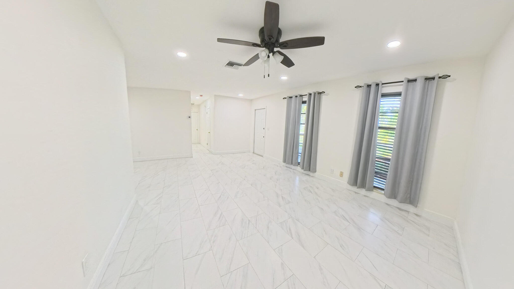 341 Henthorne Drive - Photo 6