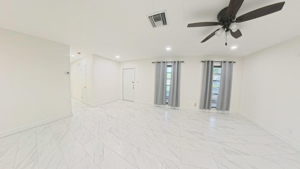 341 Henthorne Drive - Photo 5