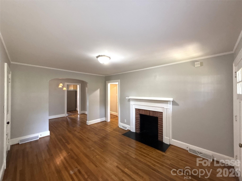 4908 Elder Avenue - Photo 3