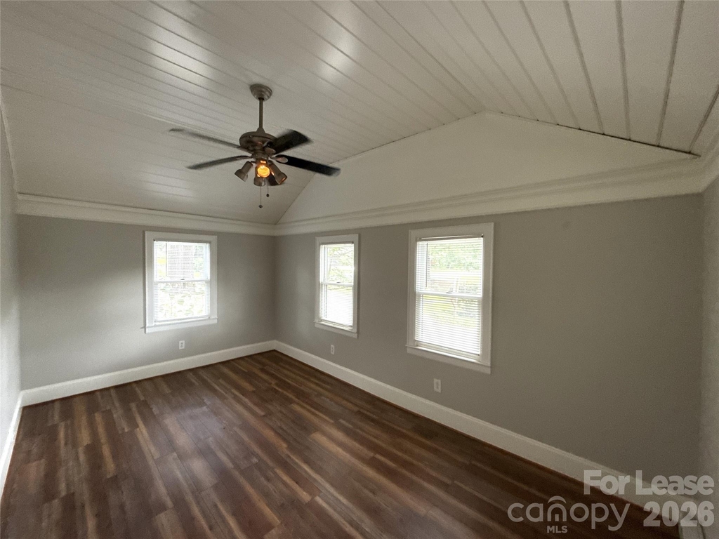 4908 Elder Avenue - Photo 16