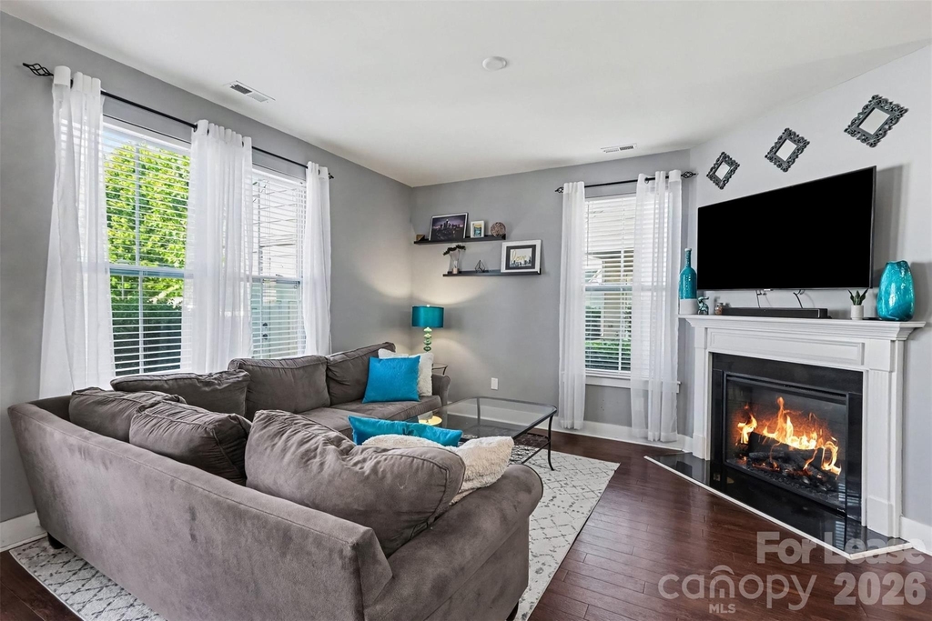 3835 Willow Green Place - Photo 8