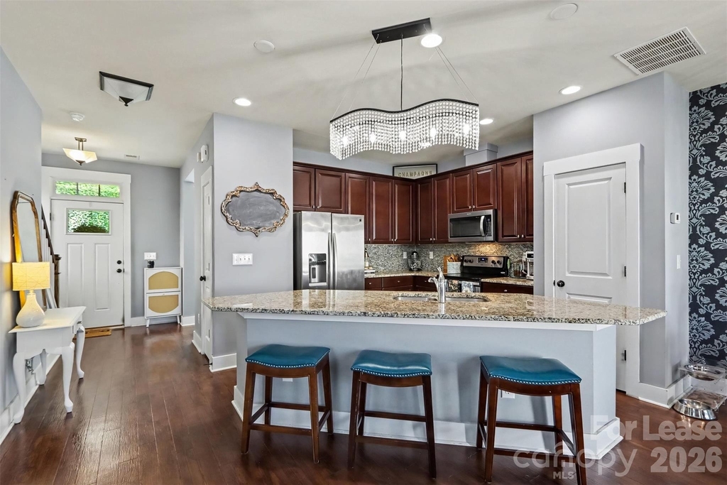 3835 Willow Green Place - Photo 4