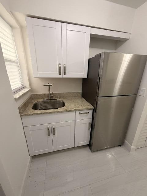 968 W 9th Street - Photo 2