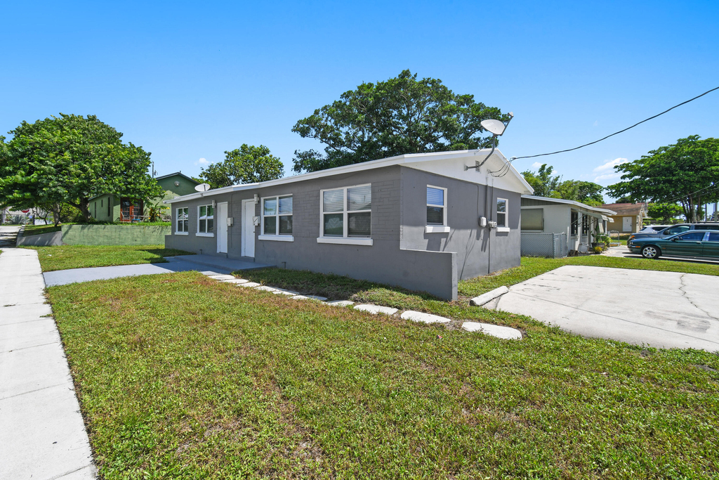 968 W 9th Street - Photo 19