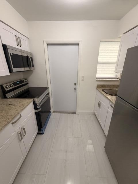 968 W 9th Street - Photo 0