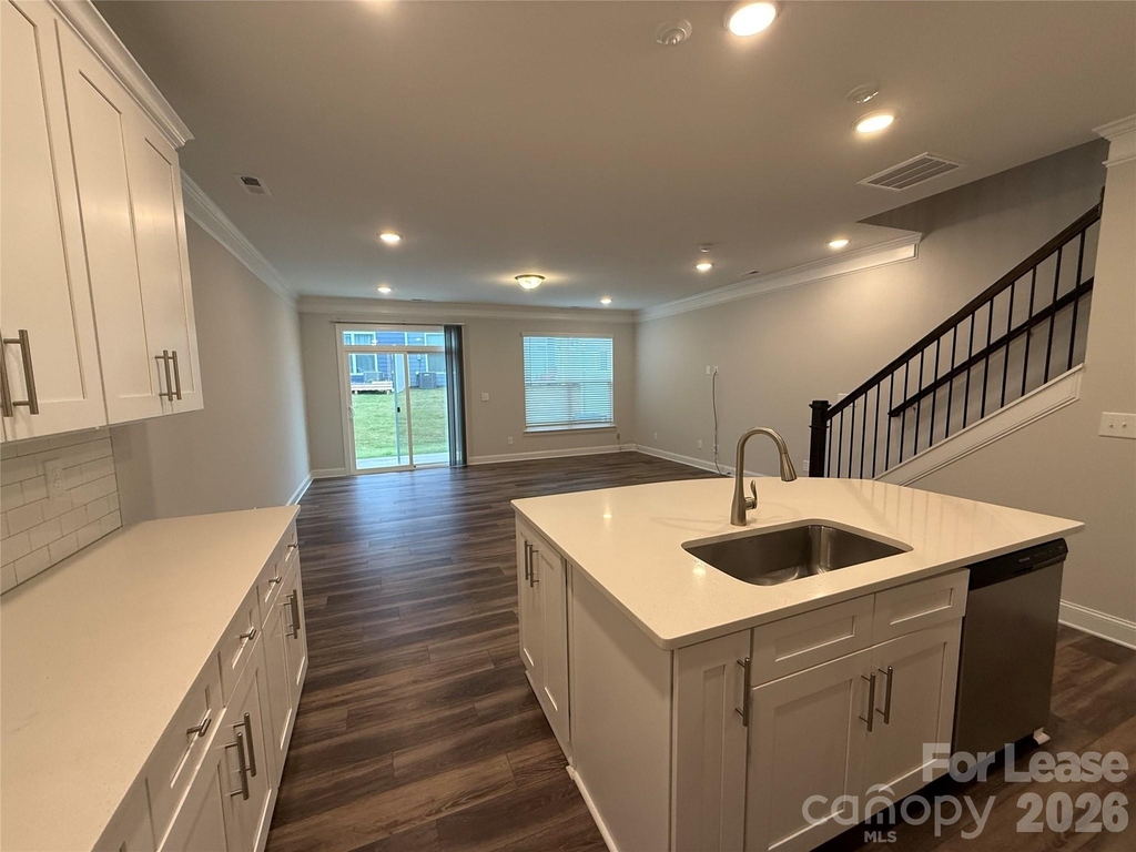 3941 Fadden Street - Photo 5