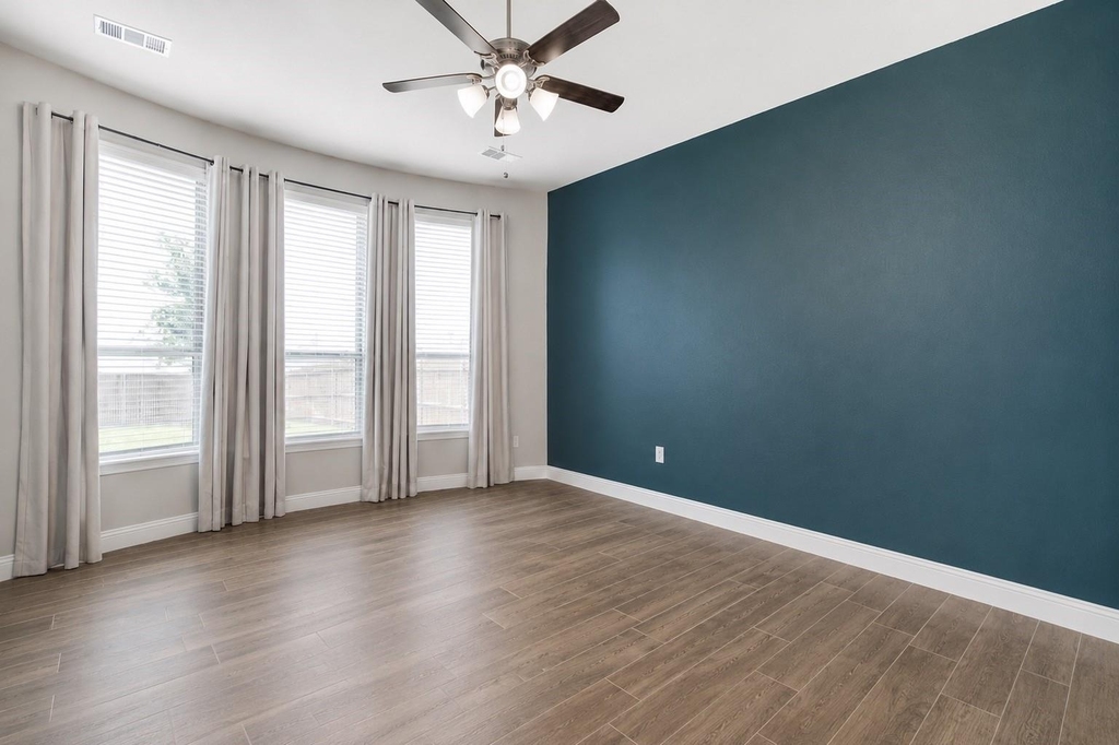 6109 Marigold Drive - Photo 13