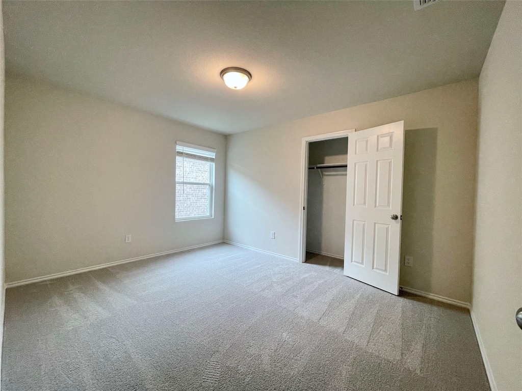 481 Grenada Lake Drive - Photo 23