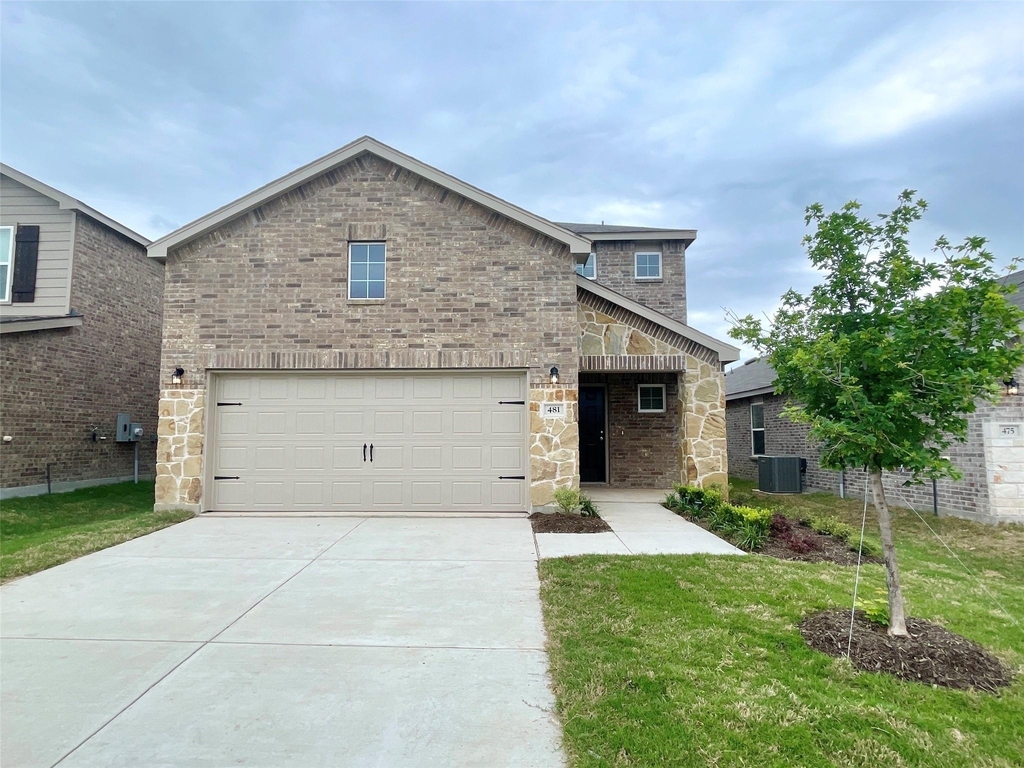 481 Grenada Lake Drive - Photo 0