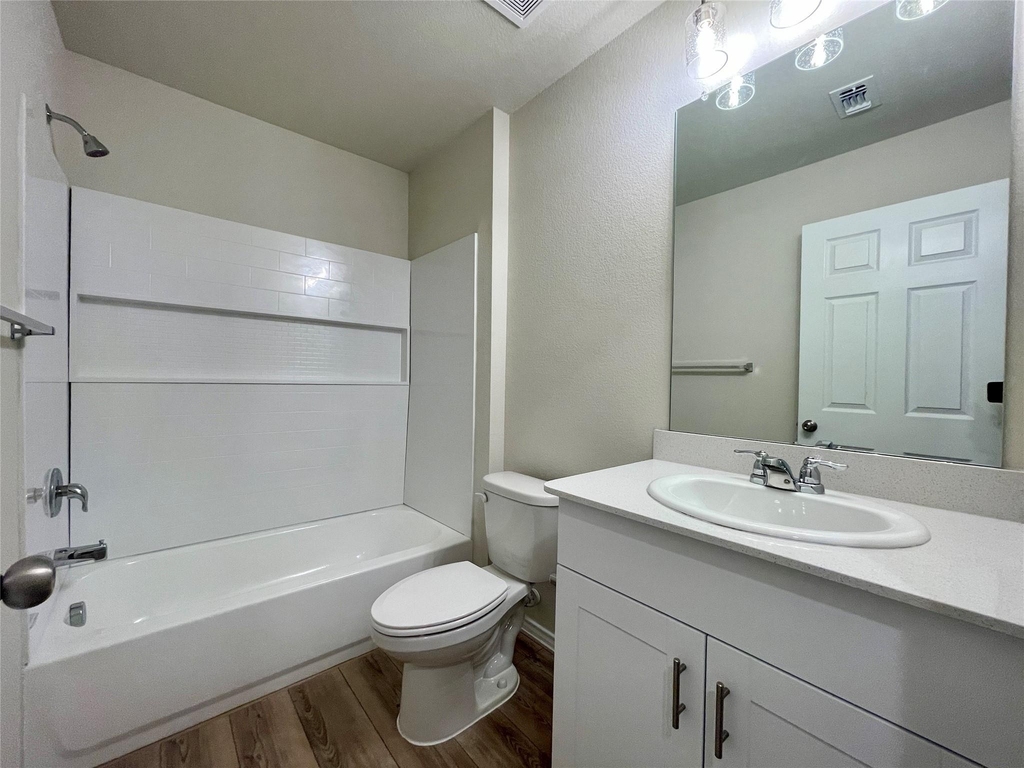 481 Grenada Lake Drive - Photo 9