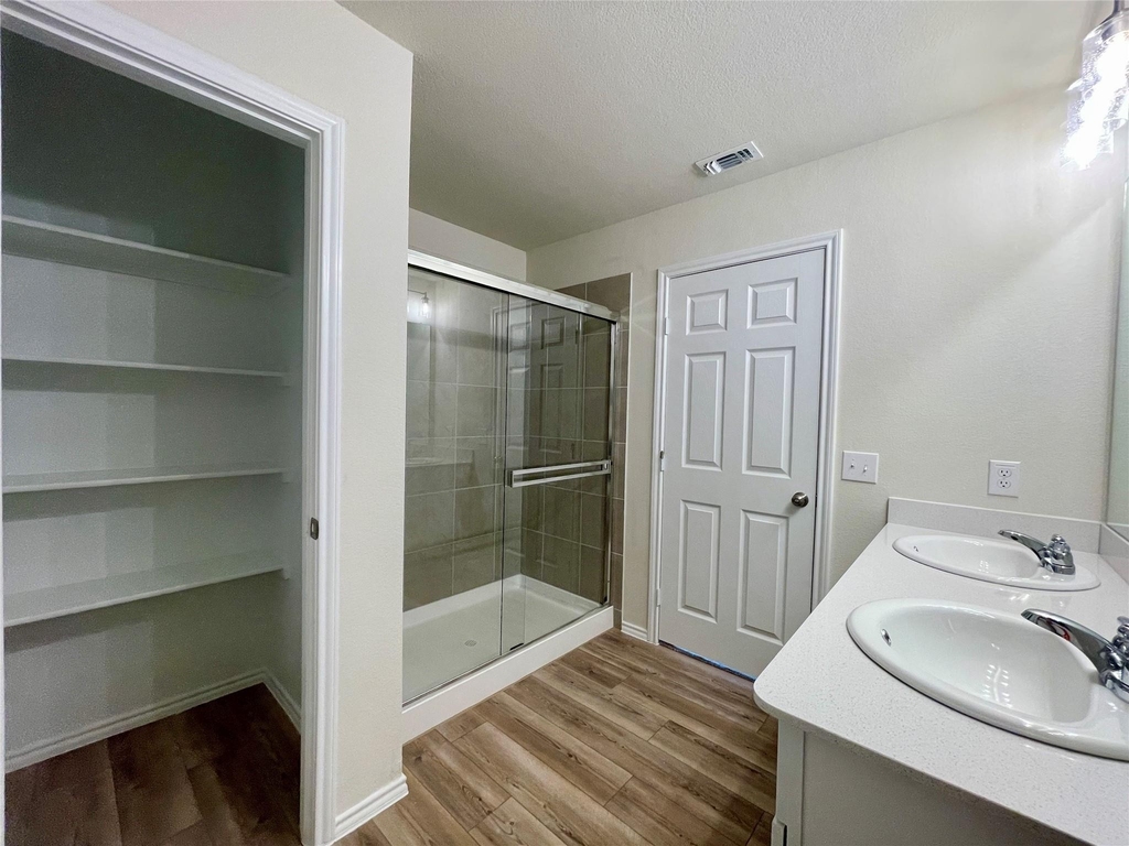 481 Grenada Lake Drive - Photo 16