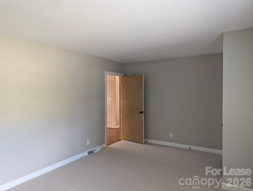 103 Abingdon Circle - Photo 0