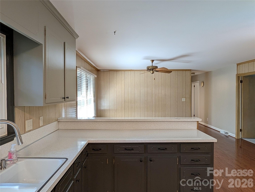 103 Abingdon Circle - Photo 6