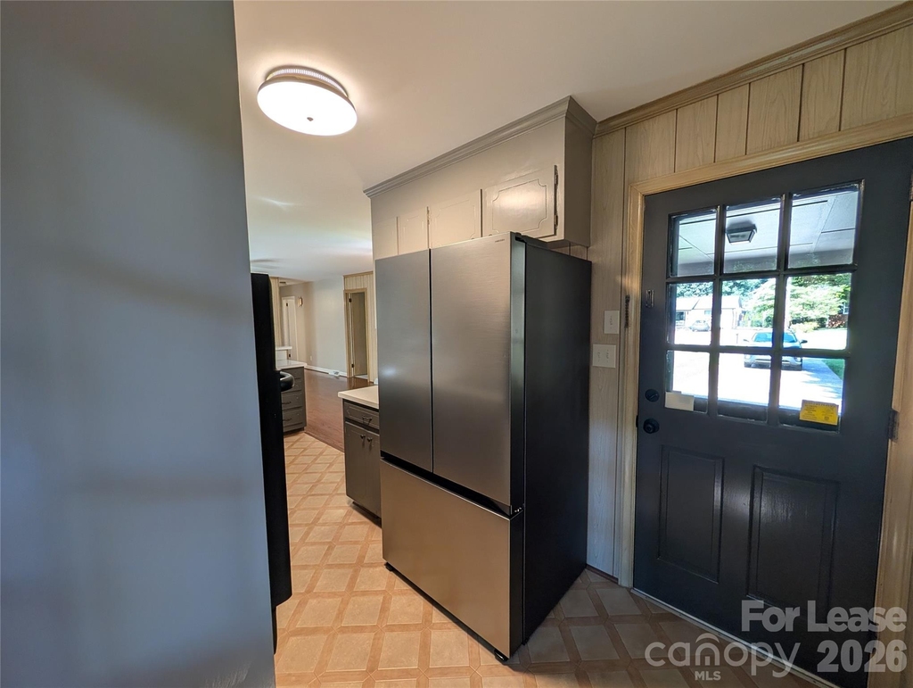 103 Abingdon Circle - Photo 4