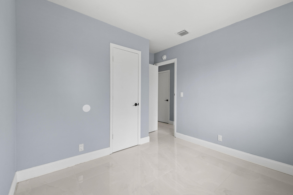 968 W 9th Street - Photo 18