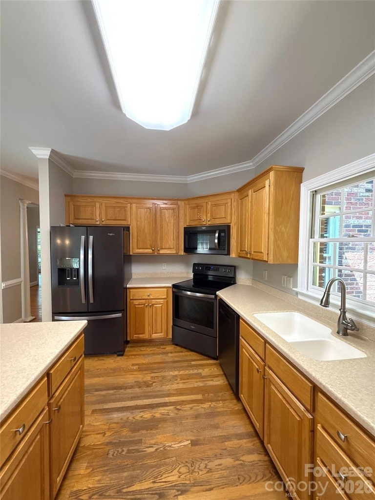2649 Willowbrook Drive - Photo 10