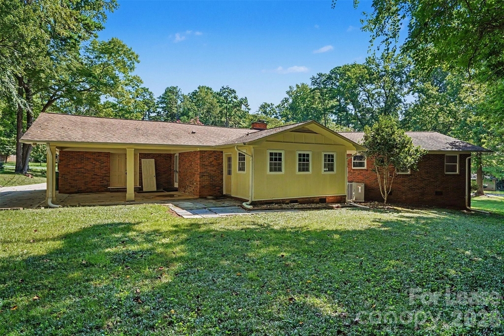 7017 Linda Lake Drive - Photo 22