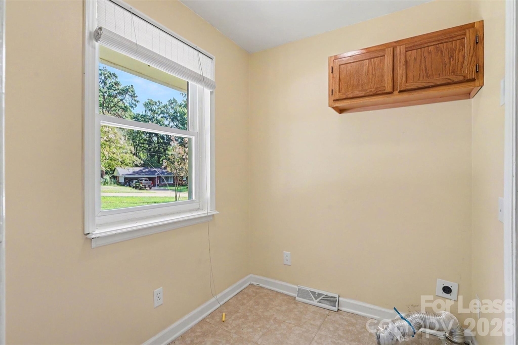 7017 Linda Lake Drive - Photo 19