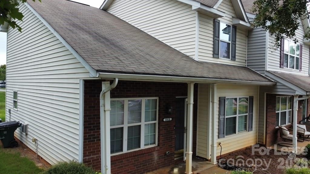 10131 Ballyclare Court - Photo 1