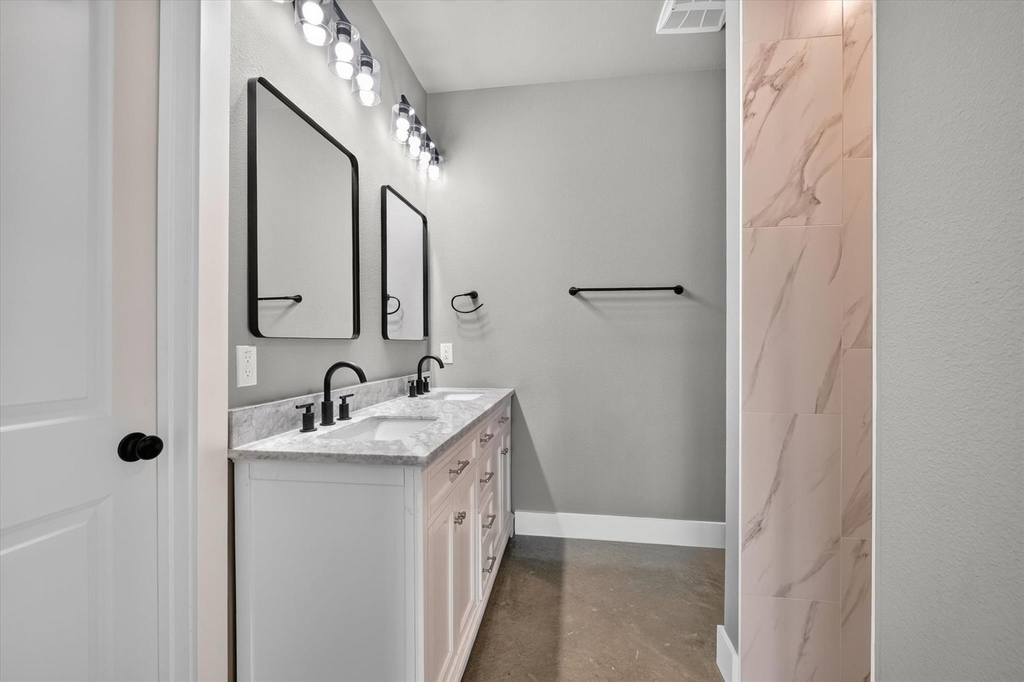 2817 Clinton Avenue - Photo 27