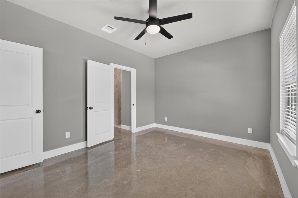 2817 Clinton Avenue - Photo 25
