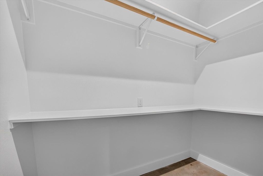 2817 Clinton Avenue - Photo 29