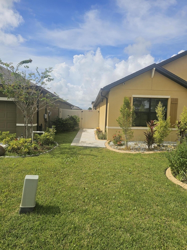 6038 Nw Regent Street - Photo 4