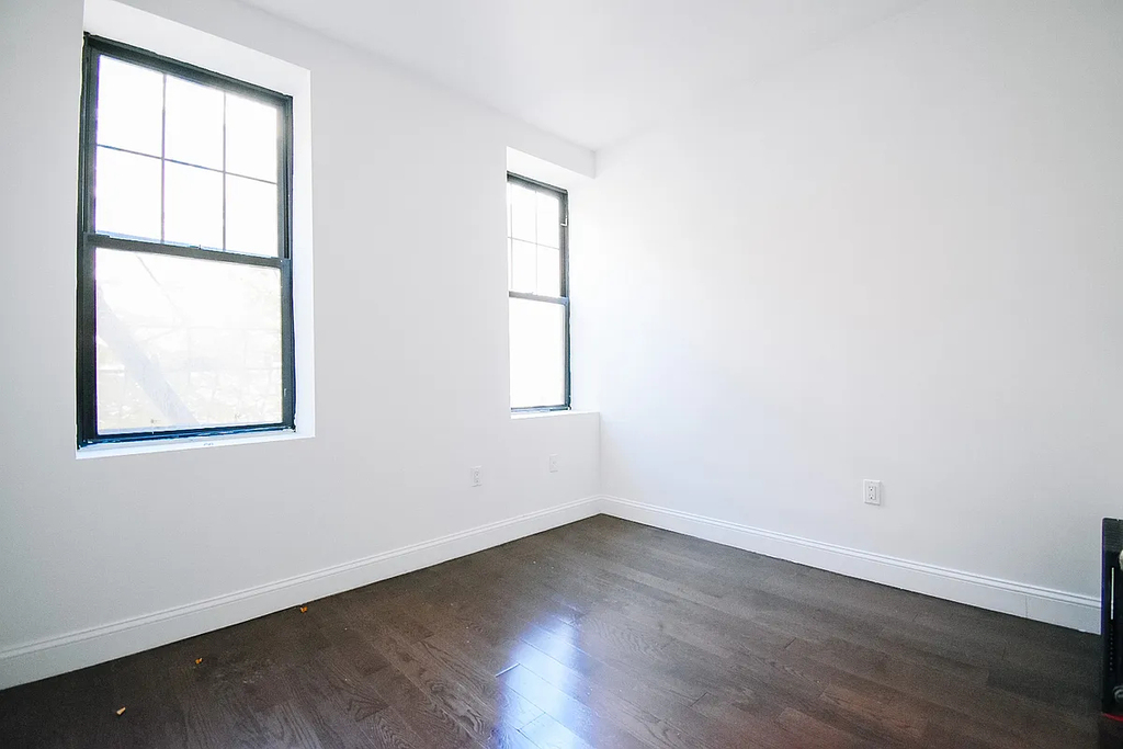 186 Claremont Avenue - Photo 5