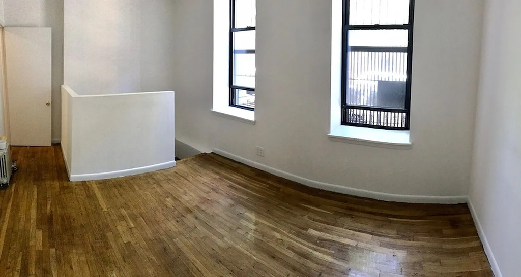 186 Claremont Avenue - Photo 1