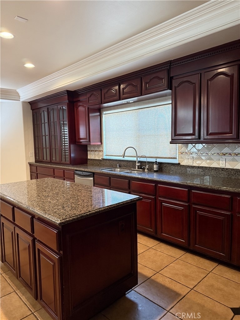 10026 Green - Photo 3