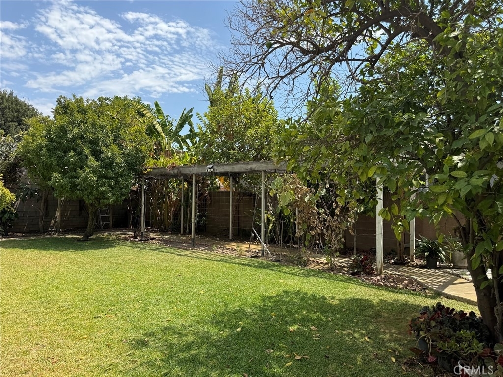 10026 Green - Photo 13