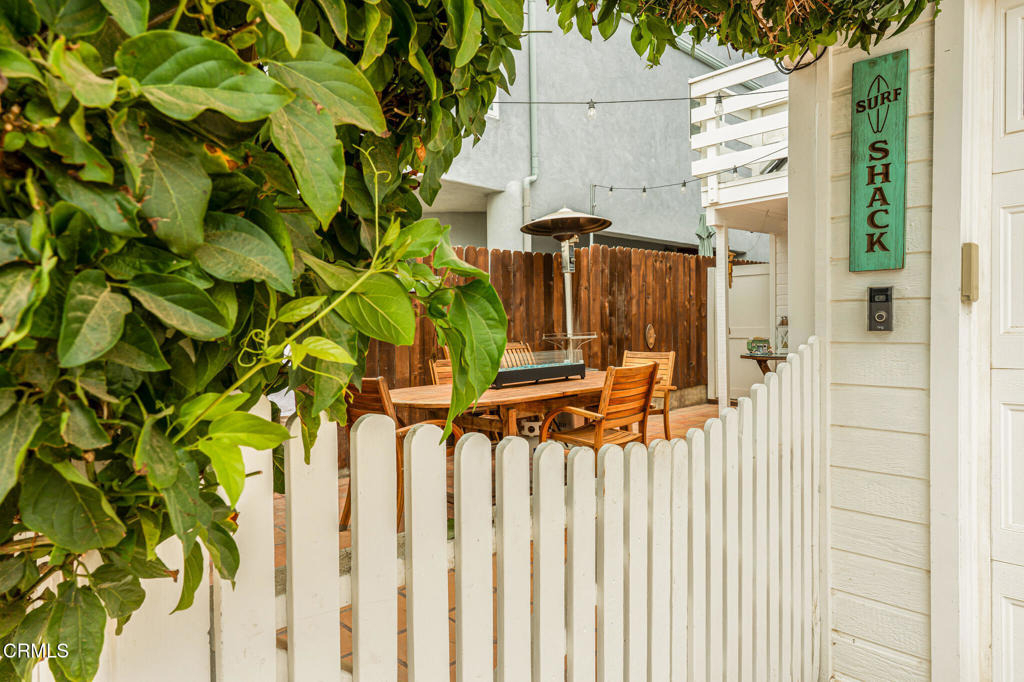 345 Hollywood Boulevard - Photo 19