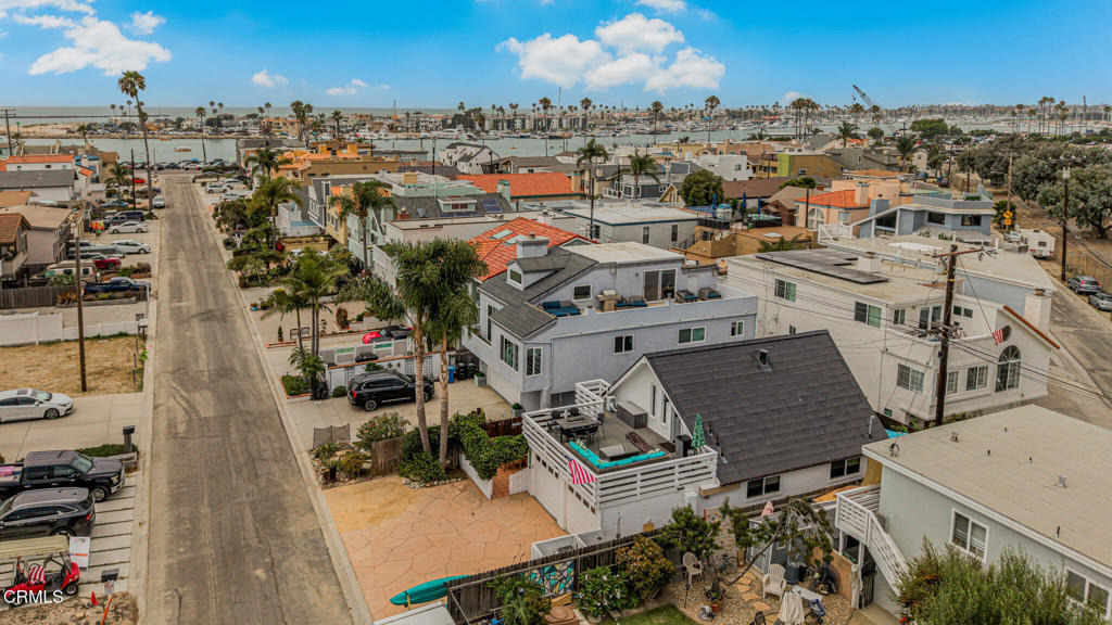 345 Hollywood Boulevard - Photo 18