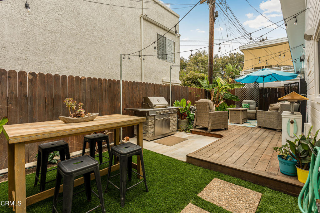 345 Hollywood Boulevard - Photo 15