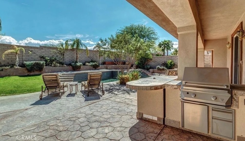 108 Clearwater - Photo 1