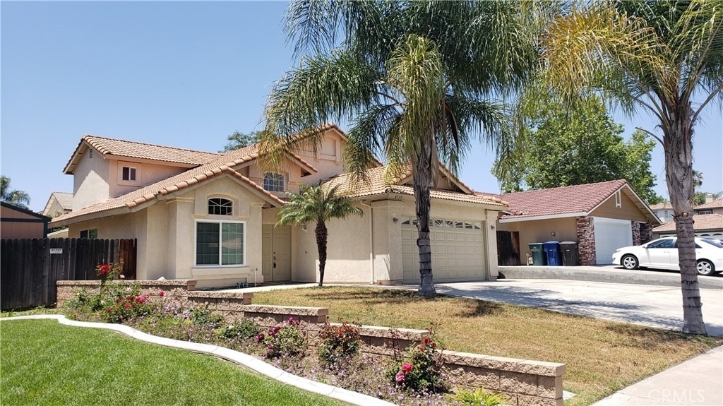 8739 Belladona - Photo 1