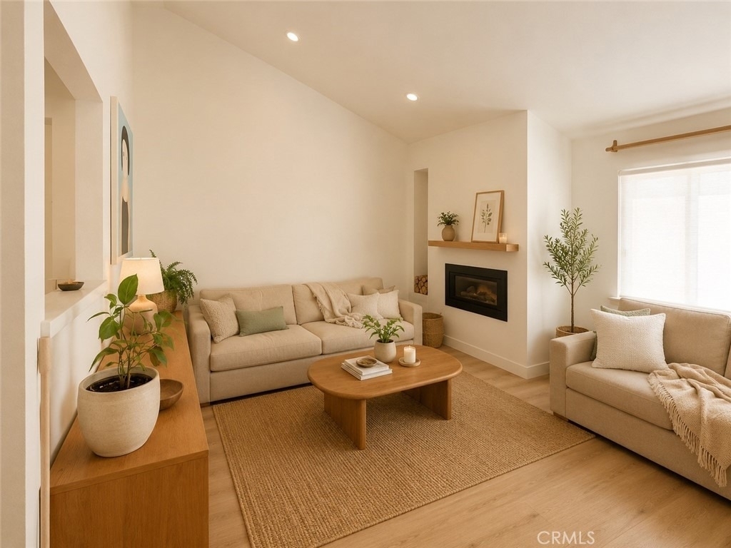 718 Alcott Avenue - Photo 1