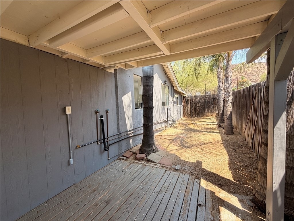 258 E Hill - Photo 27