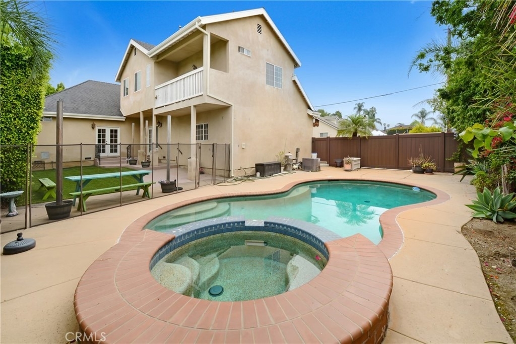 456 Myrtle Ave. - Photo 2
