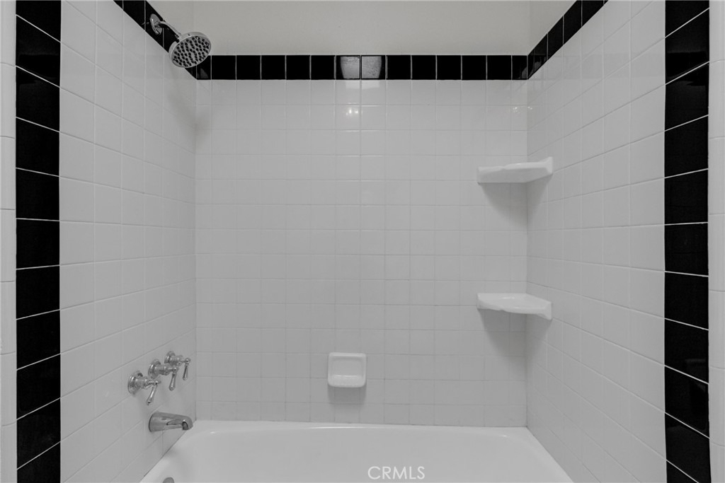 5142 Zelzah - Photo 12