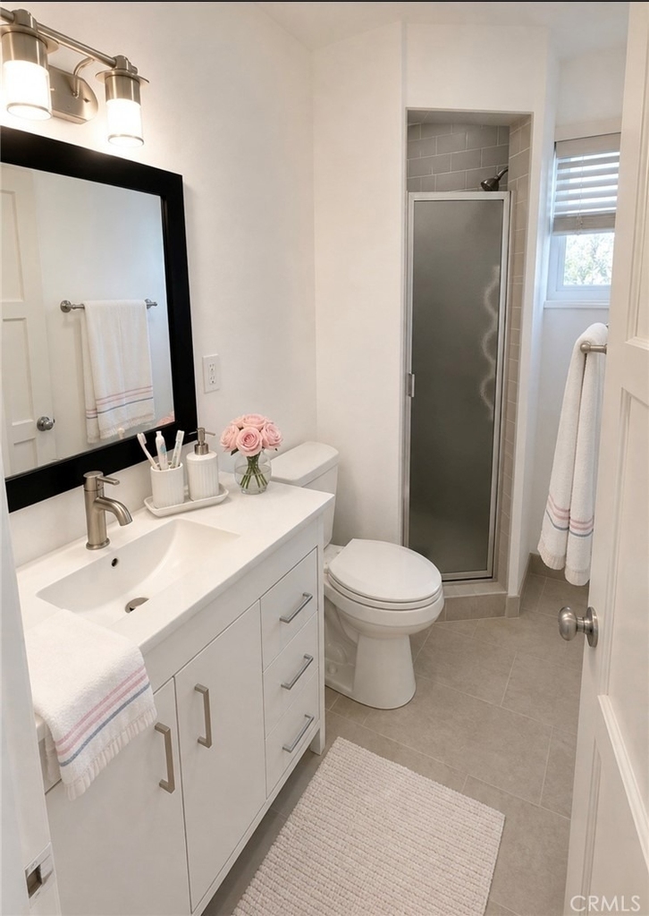 13016 Archwood Street - Photo 9