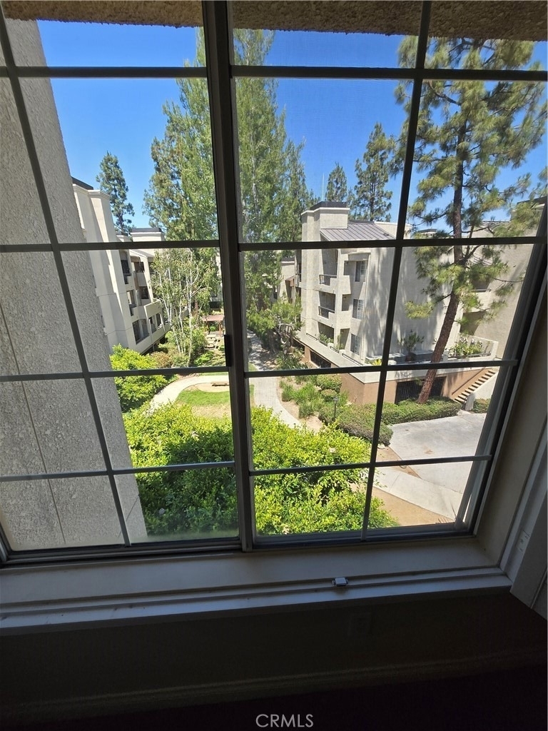 5520 Owensmouth - Photo 25