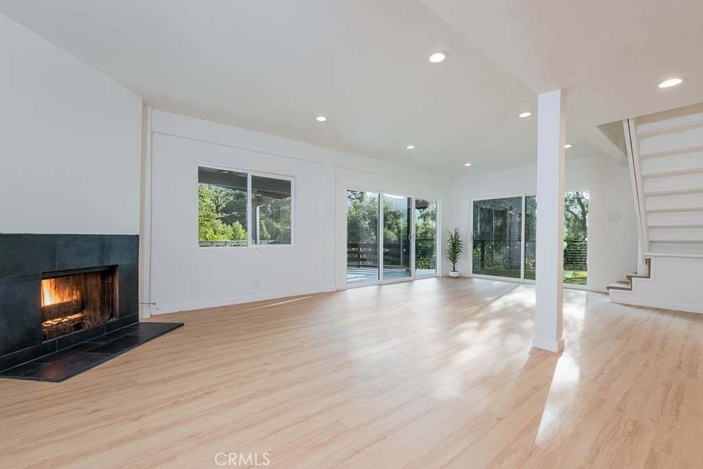 21670 Encina Road - Photo 2